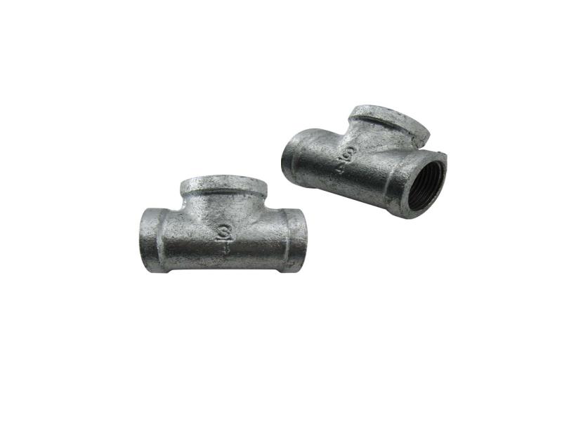 TEE DE ACERO GALVANIZADO 3/4" UNID ZASC